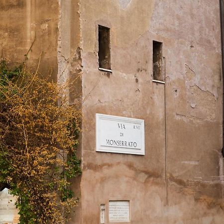 Trasteverehome - Central Monserrato House With Balcony 罗马 外观 照片